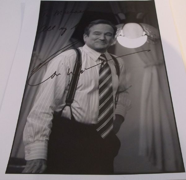 Robin Williams Signed & Inscribed Photograph